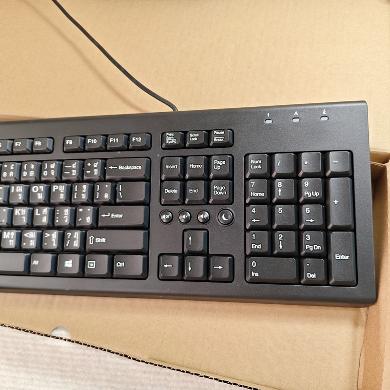 لوحة مفاتيح سلكية بتصميم تايلا - مراجعة Gaming Keyboard Blue Switches وسعره