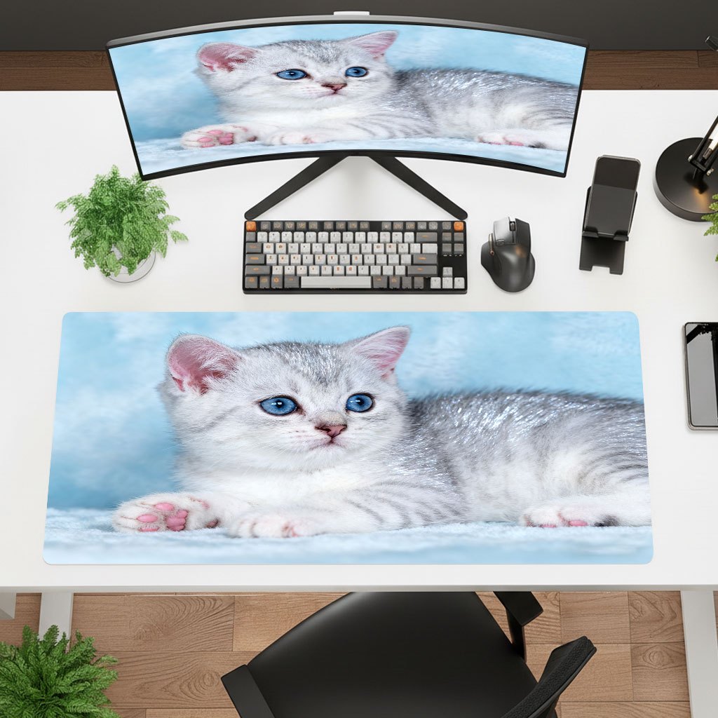 بساط مكتب فني من الحديد بتصميم - مراجعة Gaming Keyboard Brand وسعره