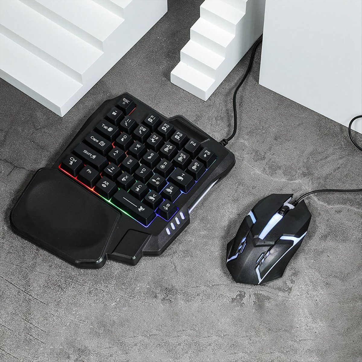 ★ ▲   لوحة مفاتيح ألعاب RGB مر - مراجعة Gaming Keyboard And Mouse Converter For Mobile وسعره